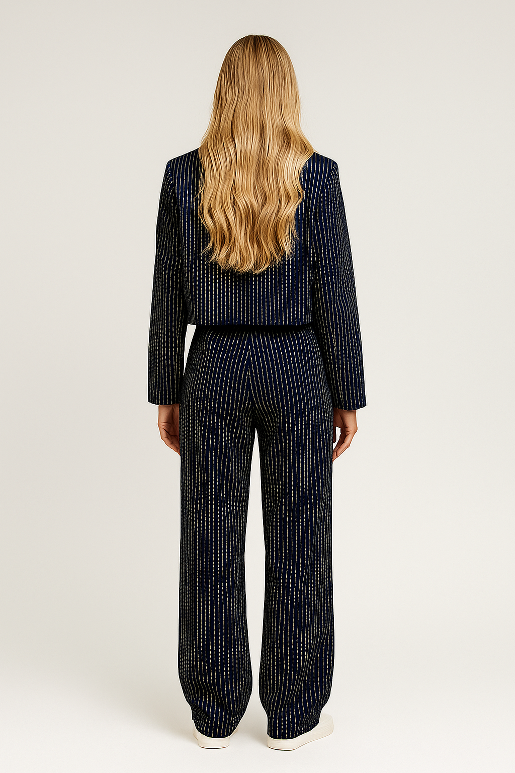 Ixchel – Dames Pinstripe Pak – Tweedelig (Cropped Blazer + Wijde Pantalon) - Polyester - Alle Seizoenen