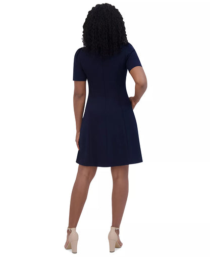 Whitney - Dames petite jurk met gedraaide halslijn en korte mouwen - Polyester mix- Lente / Zomer