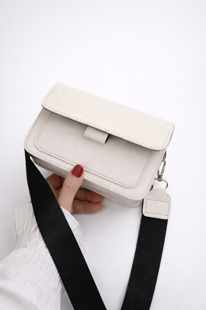 Carla - Dames Schoudertas van PU-leer met brede verstelbare band