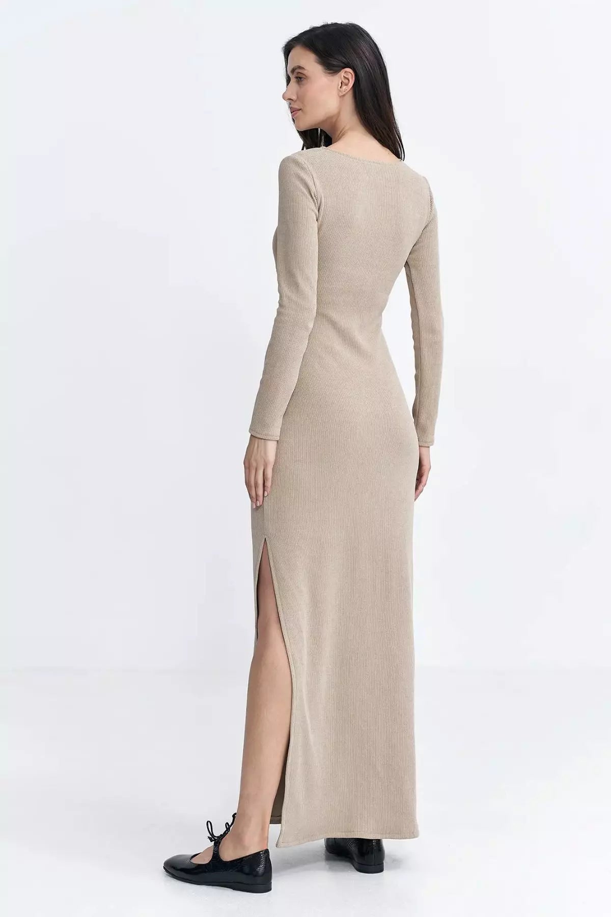 Vayen – Dames – Nauwsluitende maxi-jurk met uitsnijding – Polyester – Lente / Zomer