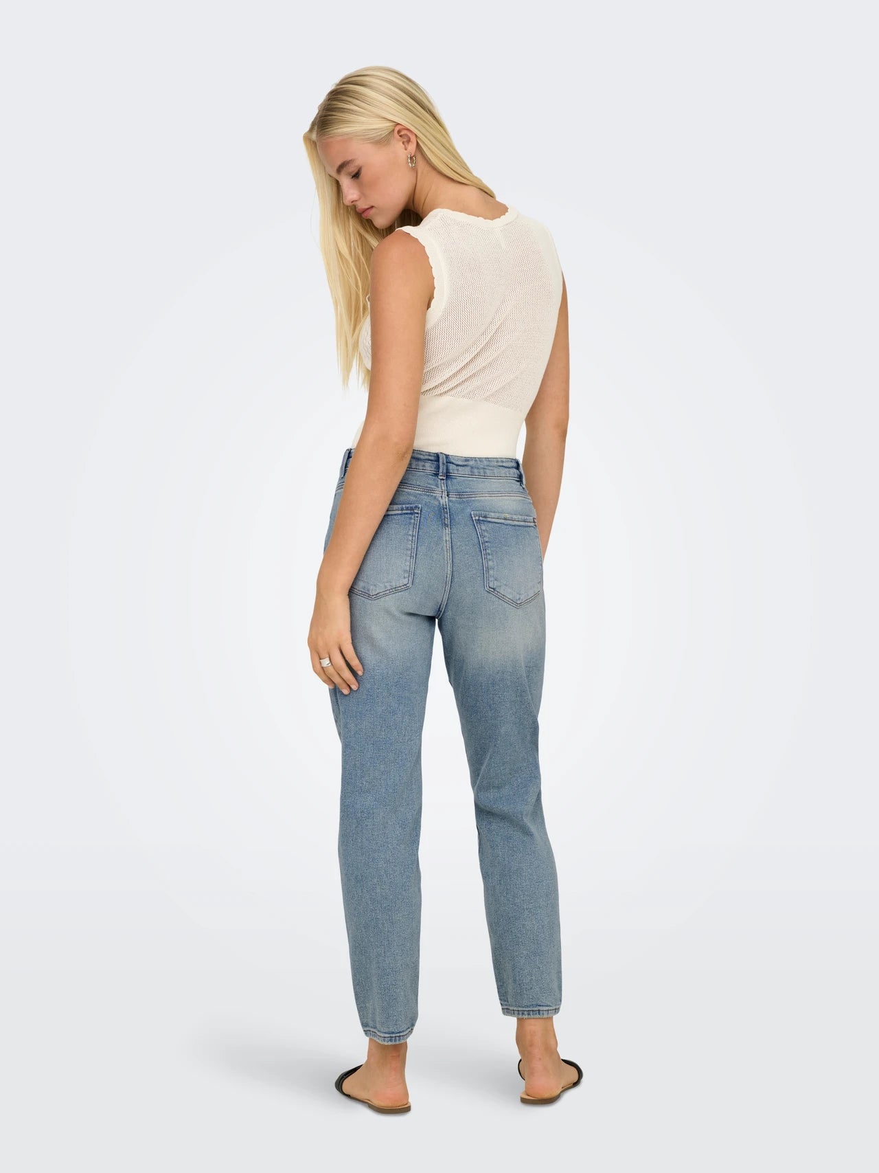 Lonneke – Dames jeans rechte pasvorm – Hoge taille – Katoen – Lente / Zomer
