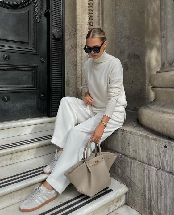 Anna - Dames oversized schoudertas met goudkleurige sluiting