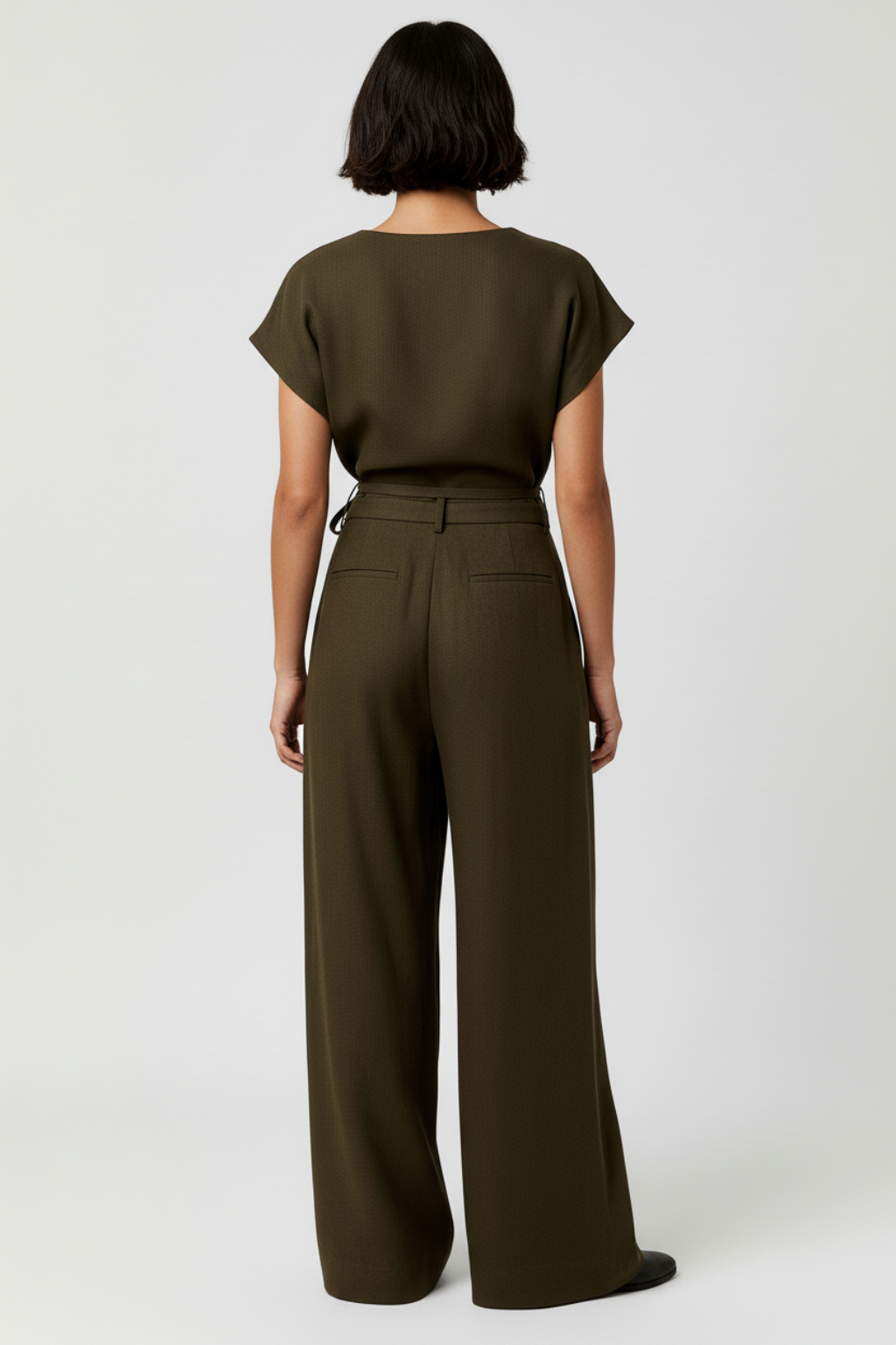 Calinda – Tweedelige dames set – Overslagtop met strik - wijde pantalon – Lente / Zomer