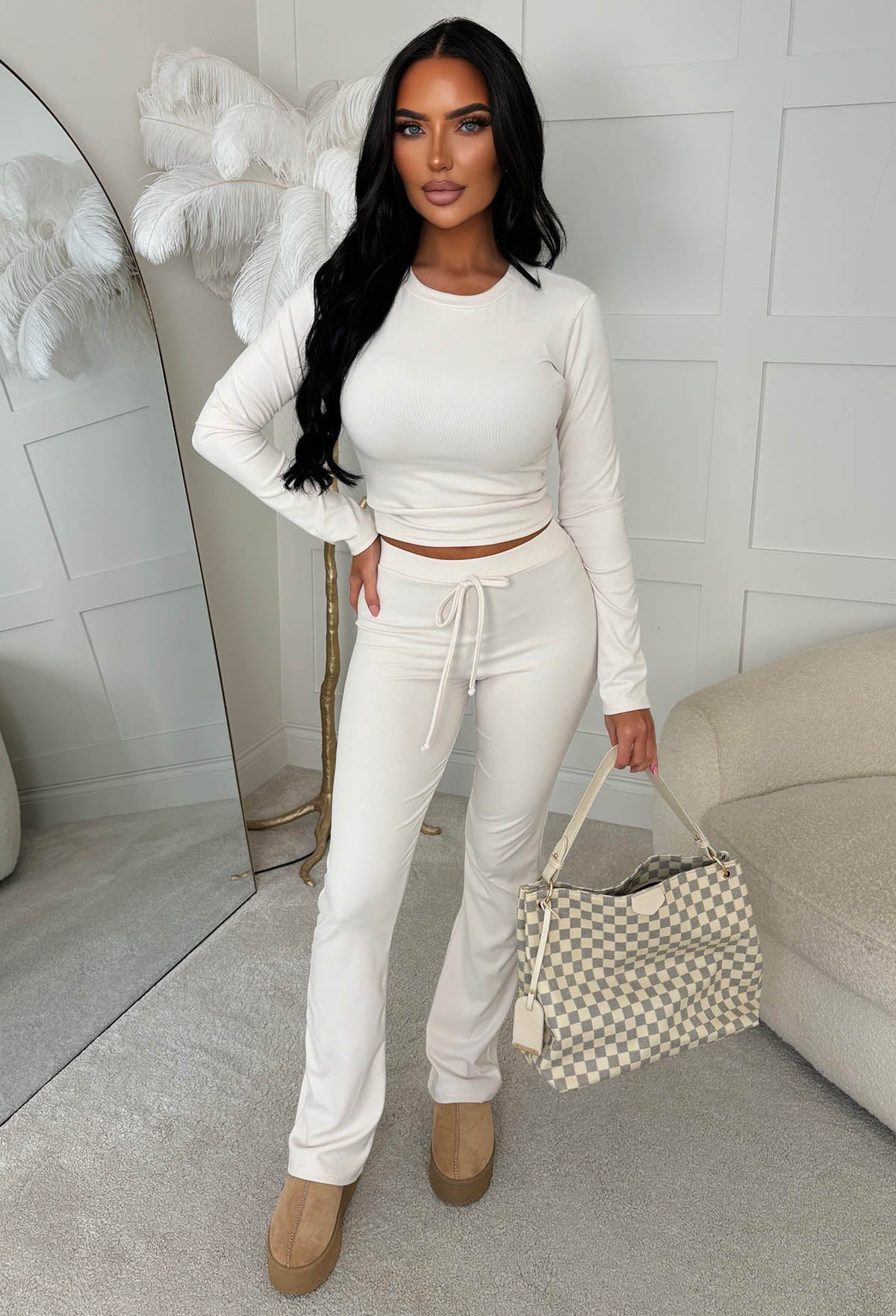 Isabeau – Dames loungewear set met koord en korte top – Polyester – Alle seizoenen